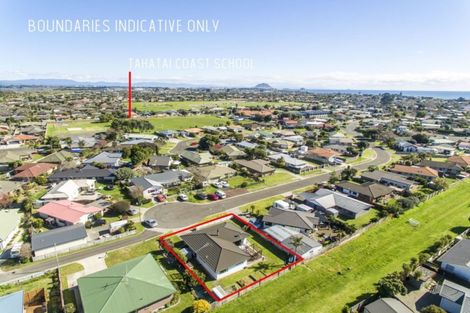 Photo of property in 61 Kane Road, Papamoa Beach, Papamoa, 3118
