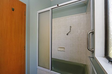 Photo of property in 6 Halse Place, Opunake, 4616