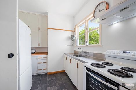 Photo of property in 2 Rumgay Street, Fairfield, Lower Hutt, 5011