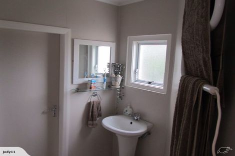 Photo of property in 21 Crawford Road, Kilbirnie, Wellington, 6022