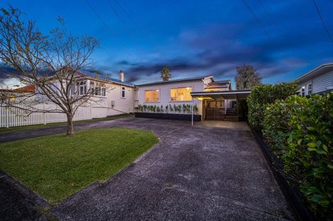 Photo of property in 98 Huia Road, Point Chevalier, Auckland, 1022
