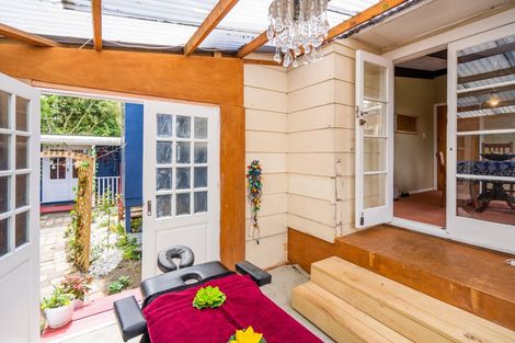 Photo of property in 19 Aorangi Road, Paraparaumu, 5032