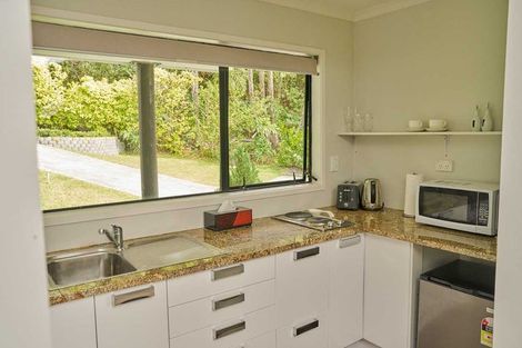 Photo of property in 38a Verran Road, Birkdale, Auckland, 0626