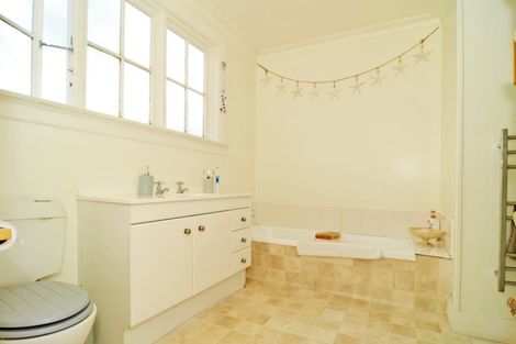 Photo of property in 9 Chisholm Place, Tainui, Dunedin, 9013