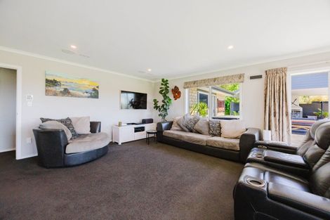 Photo of property in 21 Kyle Road, Waipukurau, 4281