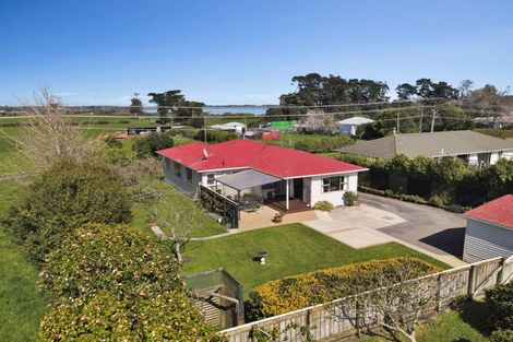 Photo of property in 286 Kawiu Road, Levin, 5510