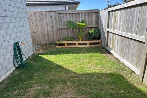 Photo of property in 4a Tamapahore Boulevard, Papamoa Beach, Papamoa, 3118