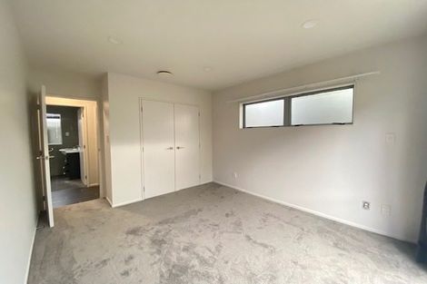 Photo of property in 20 Lisa Rise, Half Moon Bay, Auckland, 2012