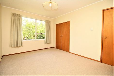 Photo of property in 35 South Lynn Road, Titirangi, Auckland, 0604