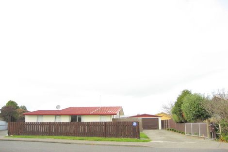 Photo of property in 14 Walton Place, Flaxmere, Hastings, 4120