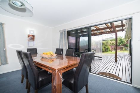 Photo of property in 11 Aspen Way, Kelvin Grove, Palmerston North, 4414