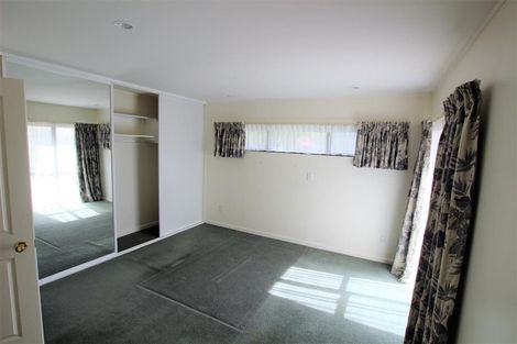 Photo of property in 1/12 Beatrice Avenue, Hillcrest, Auckland, 0627