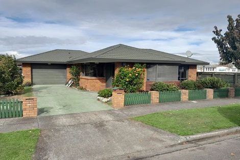 Photo of property in 32 Beresford Street, Takaro, Palmerston North, 4410