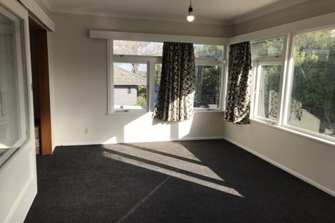 Photo of property in 33 Estuary Road, Weymouth, Auckland, 2103