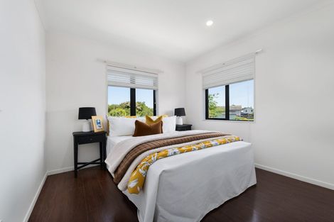 Photo of property in 24 Foundation Place, Glen Eden, Auckland, 0602