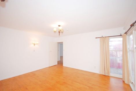 Photo of property in 14 Minaret Drive, Bucklands Beach, Auckland, 2014