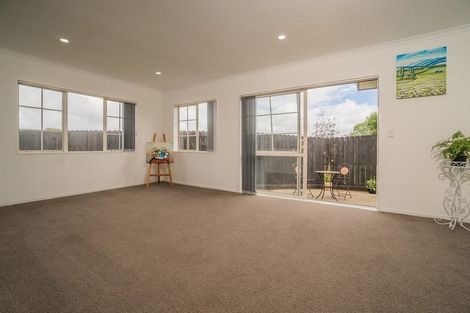 Photo of property in 12 Parkstone Place, Favona, Auckland, 2024