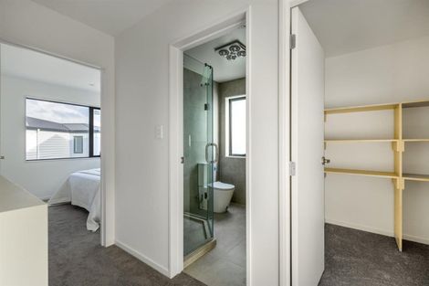 Photo of property in 62 Peninsula Road, Mangere, Auckland, 2022