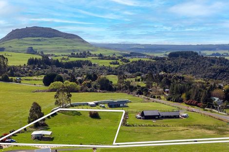 Photo of property in 58 Parerohi Grove, Kuratau, Turangi, 3381