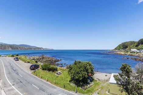 Photo of property in 91 Breaker Bay Road, Breaker Bay, Wellington, 6022