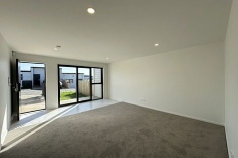 Photo of property in 15b Poruru Close, Papakura, 2110
