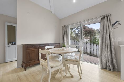 Photo of property in 2/3 Mably Court, Stanmore Bay, Whangaparaoa, 0932