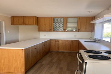 Photo of property in 17 Sandown Crescent, Aranui, Christchurch, 8061