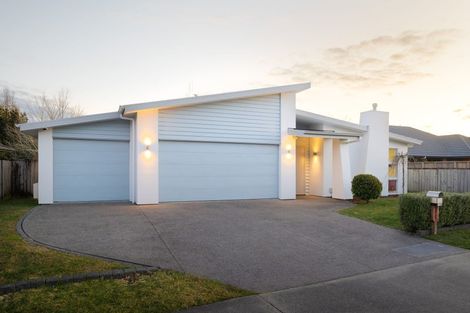 Photo of property in 106 Saint James Drive, Huntington, Hamilton, 3210