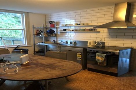 Photo of property in 3 Crieff Street, Northland, Wellington, 6012