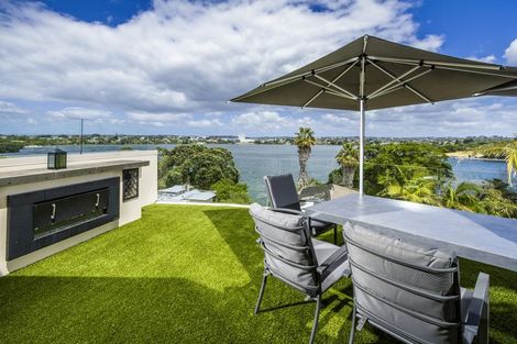Photo of property in 254a Hurstmere Road, Takapuna, Auckland, 0622