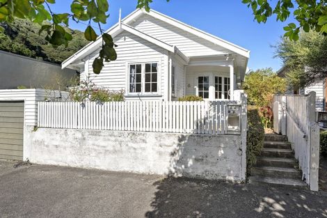Photo of property in 7 Konini Street, Eastbourne, Lower Hutt, 5013