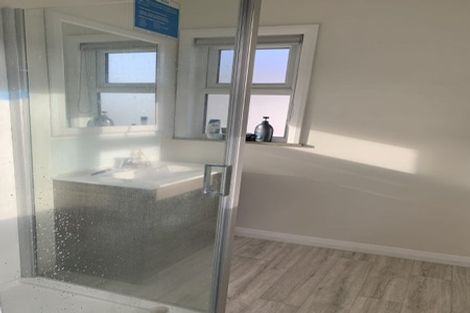 Photo of property in 34 Overtoun Terrace, Hataitai, Wellington, 6021