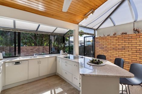 Photo of property in 1/4 Omana Road, Milford, Auckland, 0620