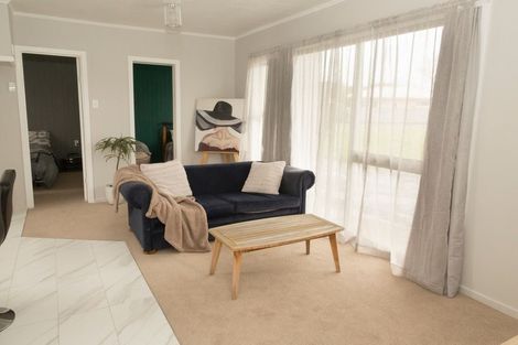 Photo of property in 24 South Street, Feilding, 4702