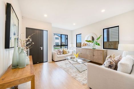 Photo of property in 52 Tir Conaill Avenue, Flat Bush, Auckland, 2019