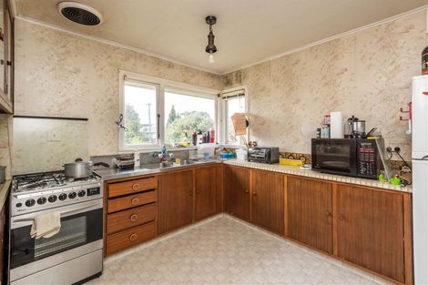 Photo of property in 35 Sevenoaks Drive, Bryndwr, Christchurch, 8053