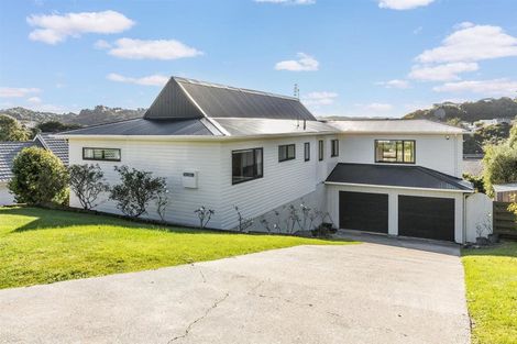 Photo of property in 22 Hicks Close, Whitby, Porirua, 5024