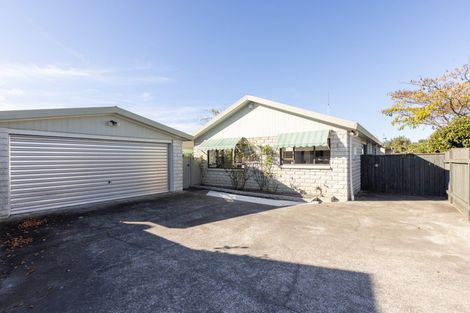 Photo of property in 2/64 Guppy Road, Greenmeadows, Napier, 4112