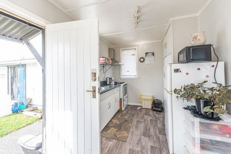 Photo of property in 10 Cornfoot Street, Castlecliff, Whanganui, 4501