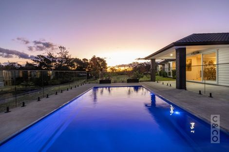 Photo of property in 43e Terry Smyth Drive, Kumeu, 0892