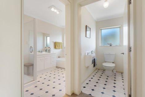 Photo of property in 38 Duke Street, Levin, 5510