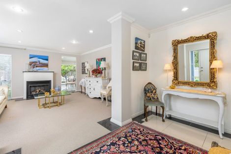 Photo of property in 13 Kunzea Place, Greenhithe, Auckland, 0632