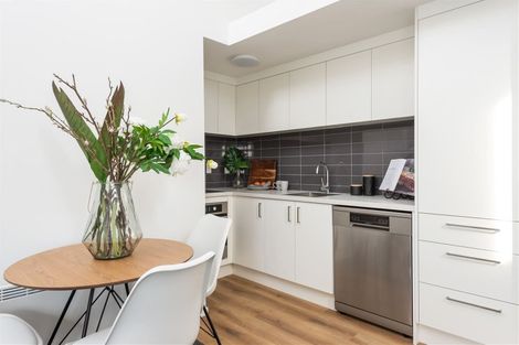 Photo of property in Amuri Park Apartments, 24/280 Bealey Avenue, Christchurch Central, Christchurch, 8013