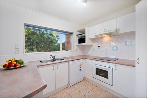 Photo of property in 17 Greenberry Drive, Ranui, Auckland, 0612