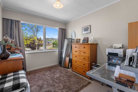 Photo of property in 3 Tawavale Street, Pukehangi, Rotorua, 3015