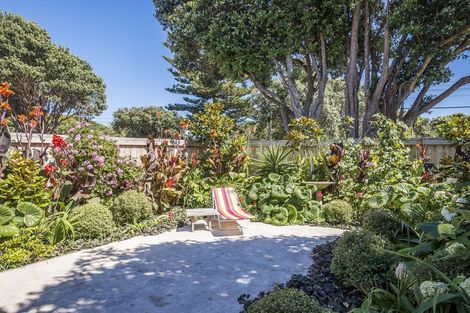 Photo of property in 140 Manly Street, Paraparaumu Beach, Paraparaumu, 5032