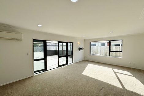 Photo of property in 12 Surfers Place, North New Brighton, Christchurch, 8083
