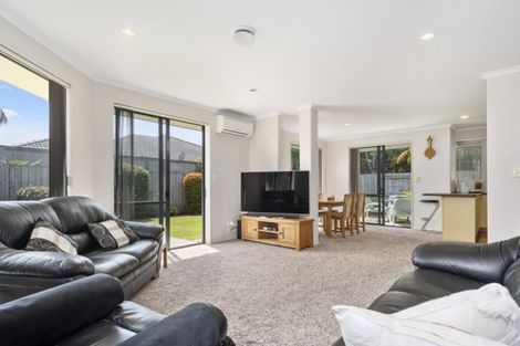 Photo of property in 39 Savannah Place, Papamoa Beach, Papamoa, 3118