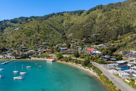 Photo of property in 354b Waikawa Road, Waikawa, Picton, 7220