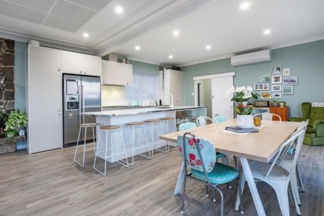 Photo of property in 131 Ngatai Road, Otumoetai, Tauranga, 3110